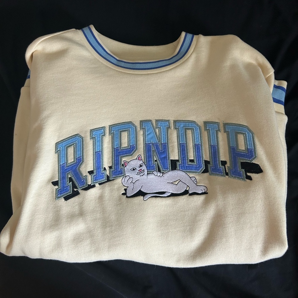 RipNDip crew neck